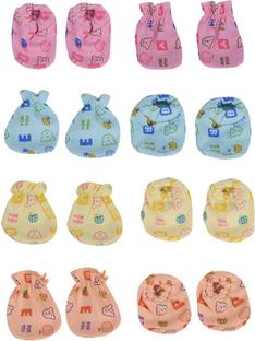 Aarushi Just Born Baby Mitten and Booties Combo Set of 4
