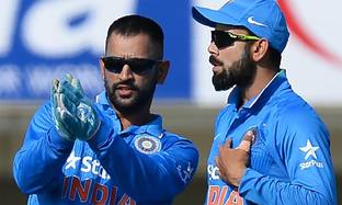 MS Dhoni with Virat Kohli Wall Poster Print on Art Paper 13x19 Inches Paper Print