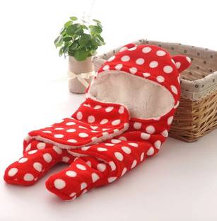 BRANDONN Polka Single Hooded Baby Blanket for  Mild Winter