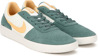 nike sb team classic sneakers