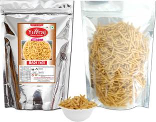 Yuvraj Food Product Mangodi and Moong Badi (vadi) Bikaneri Hand made ( HIng wadian ) Combo pack 2 (500 gm x 2 )