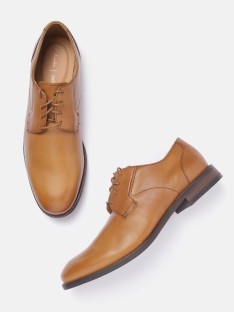 clarks brown derby shoes