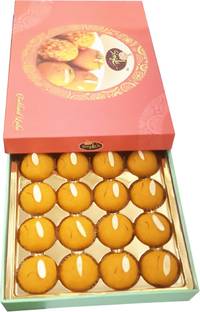 Singla Motichoor Laddu Sweet 1kg Festive Gift Box