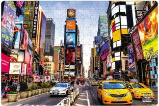 Webby Times Square, New York Jigsaw Puzzle, 252 pieces