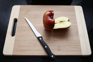 MobFest ® Size:-(26*36 cm)Professional Non-Slip Wooden Bamboo Cutting,Chopping Board with Finger Hole for Slicing Fruits and Vegetables Wooden Cutting Board