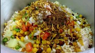 KOO Retails JhalMuri Masala 100 Grams | Homemade | No Preservatives | Vegetarian | Ready to Use. Kolkatar Jhal Muri Masala