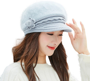 Ladies stylish winter cap