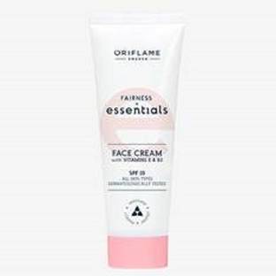 Oriflame Sweden Essential Fairness Face Cream with Vitamin E & B3 SPF 10