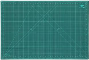 izone Professional Cutting Mat A1 Self-Healing 5 Layers Double Sided Durable Non-Slip PVC (34 Inch x 23 Inch/89 x 59 cm, Green) Cutting Mat