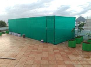AGK Enterprises Green Shade Net for Garden/Balcony with Niwar 75% 20X20 Ft Portable Green House