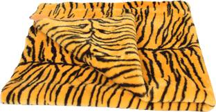 Vardhman Fur Cloth color Yellow tiger print , Size 38 " x 34" , 2 Cms soft Hair Length