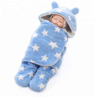 BRANDONN Printed Single Hooded Baby Blanket for  Mild Winter