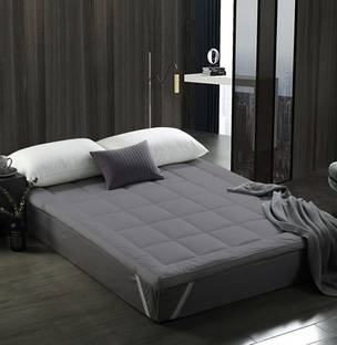 Luxurious Life Mattress Topper King Size Breathable, Stretchable Mattress Cover