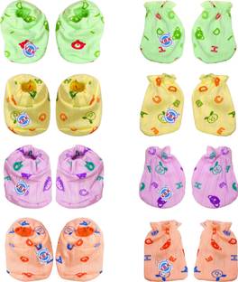 V.B.K Baby Hand Mittens (4 Pair) and Leg Booties (4 Pair), Hosiery Soft Fabric