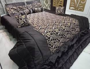 Laying Style Velvet Double King Sized Bedding Set