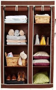 Attache Metal Shoe Stand