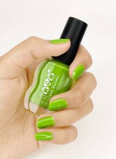 RCR Pastel Nail Enamel - Greenify