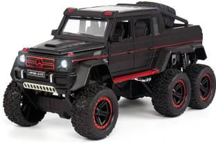 Magicwand 1:22 Scale Die-Cast Benz G63 with Openable Doors,Pull Back Action Glowing Lights