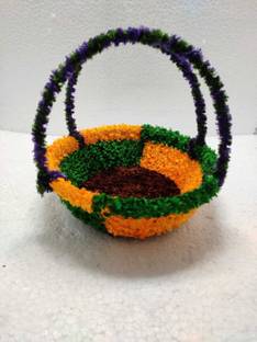 SHYAM WINTER Special Laddu Gopal CARRY Basket With Double METAL Handle [Any RANDOM Color Can Deliver To You] Size Medium (0 to 3) [You Can Easily CARRY Your LADDU SAFELY With This And Also WARM Your Laddu] Handmade Premium Quality Jhula