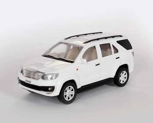 VD TOY'S fortuner white