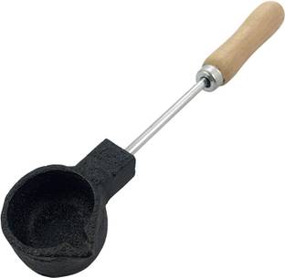 Luxuro Cast iron melting pot with wooden handle Bowl diameter 2" total length 12"