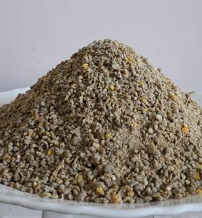 VM Mart Premium poultry chicken starter crumble cattle feed for chick stage 1 kg Dry New Born Bird Food