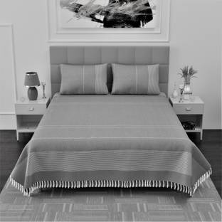 Flipkart SmartBuy Cotton Double, King Flat 180 TC Self Design Bedsheet