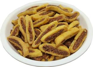 Yuvraj Food Product Bhakarwadi Butter Flavour Gujarati snack Handmade ( 400 Gm x 2 ) combo pack