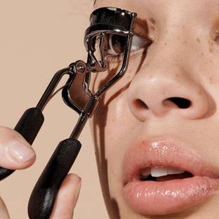 KAIASHA | Eyelash Curler Parlor Eye Makeup Accessory Easily Roll Over Small Eyelashes