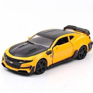 SKTOYZONE die-cast Metal Yellow and Black car Front and Rear Light & Music