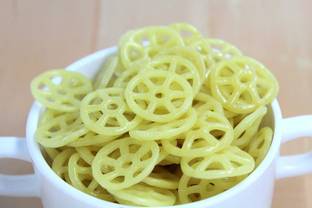 FreshoCartz Ready to Fry Wheels Fryums / Crunchy Papad / Chips / Snacks / Pellets (2kg) Fryums