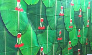 Epoojacart Big Banana Leaf with Hanging Red Roses Design (5X 8 Ft) Banana Leaf with Roses Design Tapestry