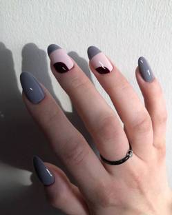 The Unique Artificial ready to wear round shaped nails. Multicolor