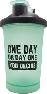 Te Quiti BPA Free GYM Bottle with Mixer Ball Gym Shaker 600 ml Shaker Green color 600 ml Shaker