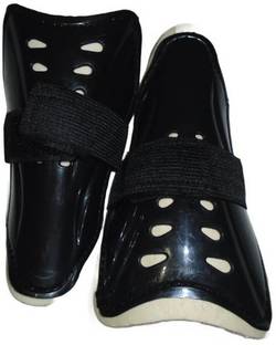 Garg Enterprises Football Leg Protection Pad, 6x3inch, Soft Foam-BLK Football Shin Guard