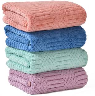 UrbanLeaf Microfiber 300 GSM Face Towel Set