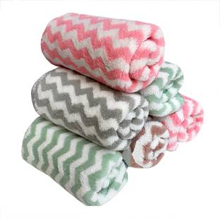 Weldeym Microfiber 400 GSM Baby Face Napkin /Rumal Extra Soft (Pack of 6) Multi Design Multicolor Cloth Napkins