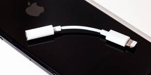 IMMUTABLE White Lightning Headphone Jack Adapter Connector Music Control J52 Phone Converter