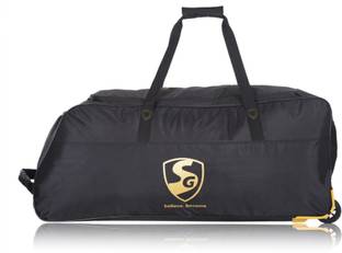 SG 22 YARDS X2 CRICKET TROLLEY BAG(80X30X30 CMS)