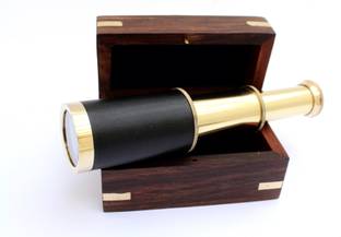 R.R. NAUTICALS 6" Nautical Handheld Pirate Brass Telescope with Anchor on Wooden Box , Sailor Home Decor Toy Gift Decorative Showpiece  -  5.5 cm