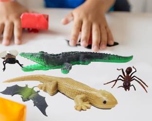 Dhinchak 5 Mini Insects Crocodile,Lizard, bat,bee, Ant - Figure Playing Set for Kids