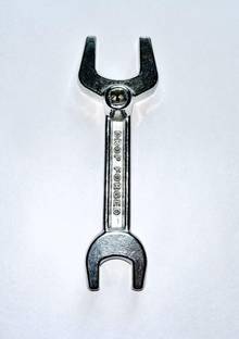 Shakuntla 3 in 1 Spanner Medical Oxygen Cylinder Key Allen Key Set