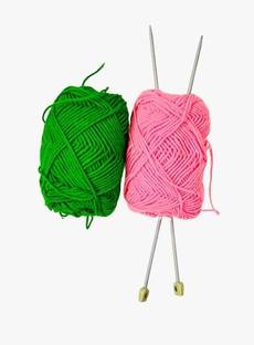 KHUSHA CREATIONS 2Pcs Wool Ball Hand Knitting Yarn & Knitting Pins/Oon For Craft, Knitting, DIY