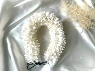 DecoroOne White Marigold Artificial Flower