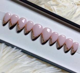 AMOK STORE artificial nail set Multicolor