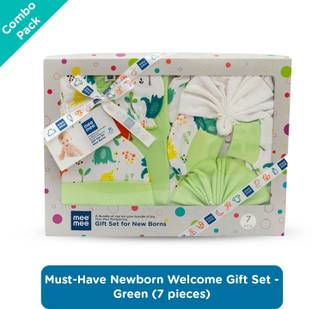 MeeMee Pampering Gift Set for New Born (8 Pcs, Green)
