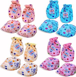 V.B.K Baby Mittens and Booties Set, Pack Of 4, 0 to 6 Month, Hosiery Fabric
