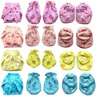 FabSquare New Born Baby Care Cloth Combo set of 12 ( 4Nappy + 4set of mittens)