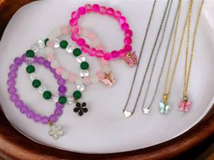 ELCETRATD JEWELLERY Alloy Gold-plated Charm Bracelet
