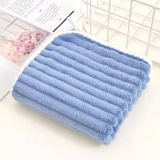 Linear Microfiber 300 GSM Bath Towel